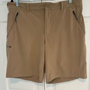 Columbia Men's Tan Flat Front Shorts